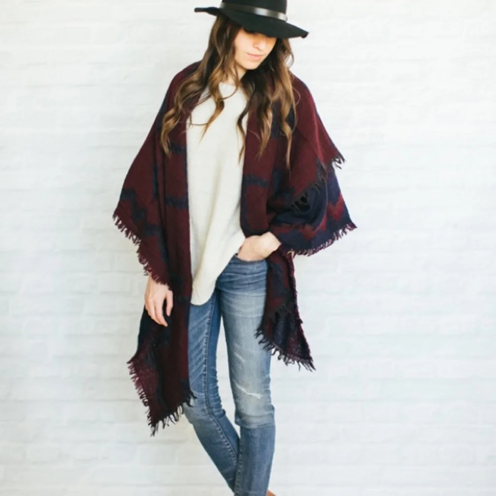Aritzia Wilfred Blanket Scarf - Picture 13 of 16